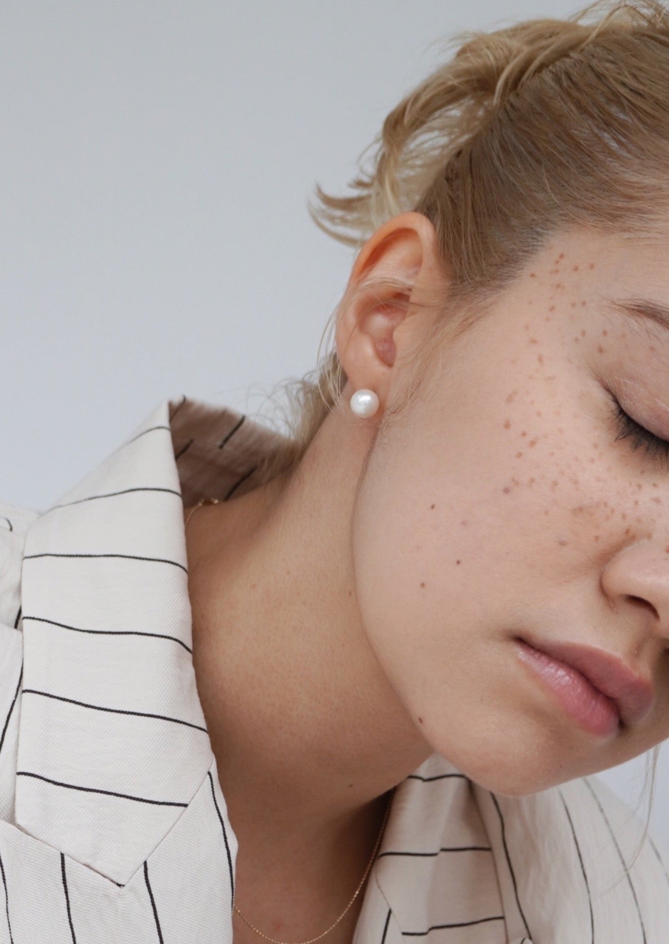 Pearl Studs 8mm 片耳