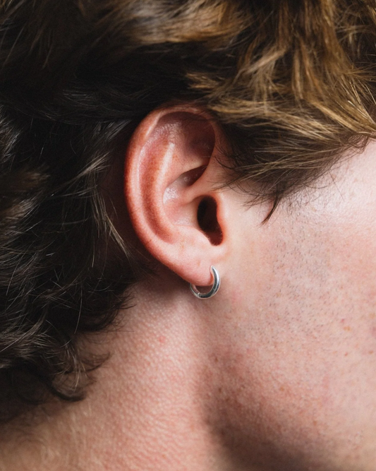 Huggie Hoops / Silver