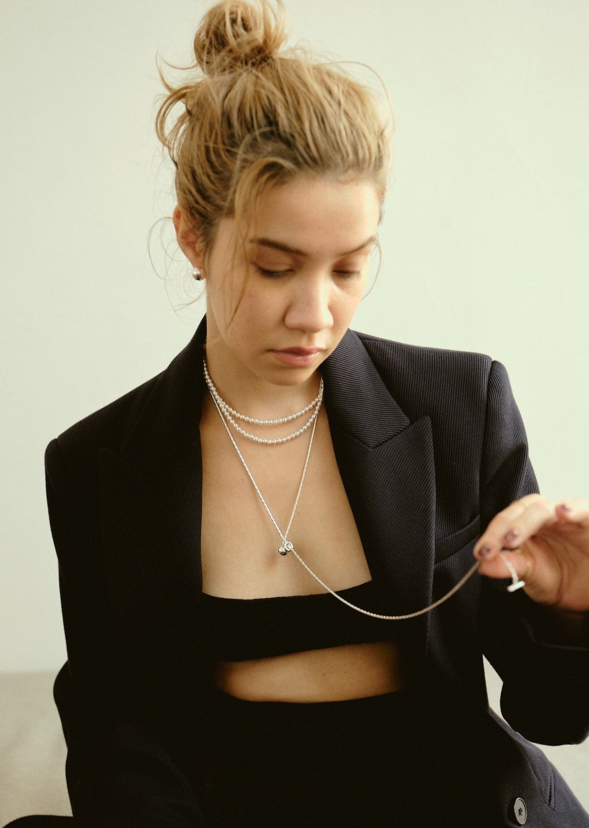 Many Way Long Pearl Necklace / Silver