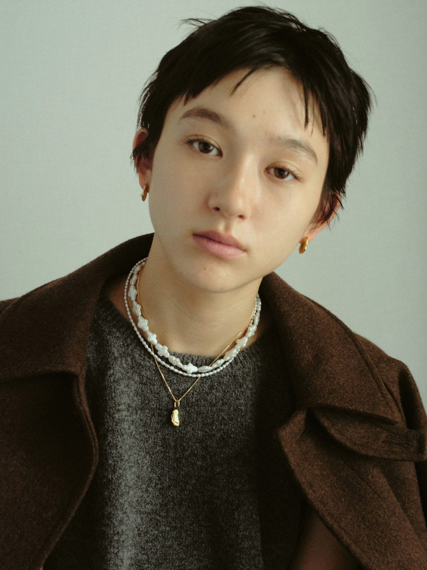 Cross Pearl Necklace / Gold