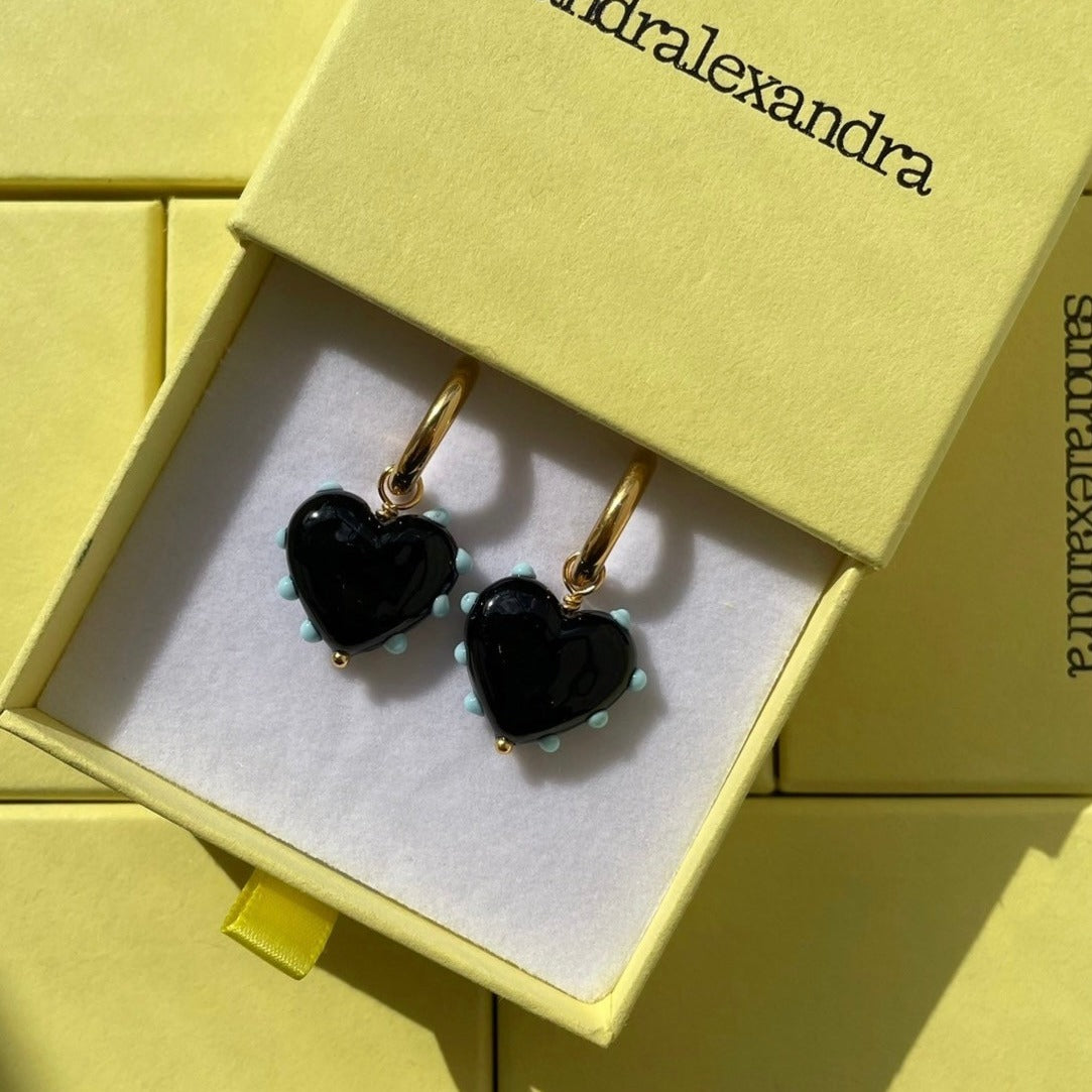 Milagros Heart Pierce / Black*Pastel Blue ＜Sandraalexsandra 