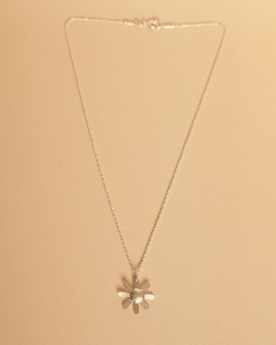 Rita Flower Necklace / Silver