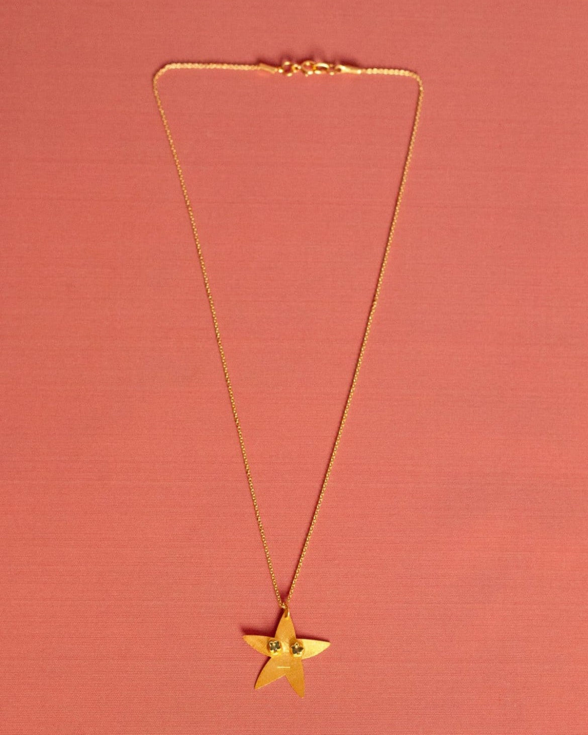Vega Star Necklace / Gold