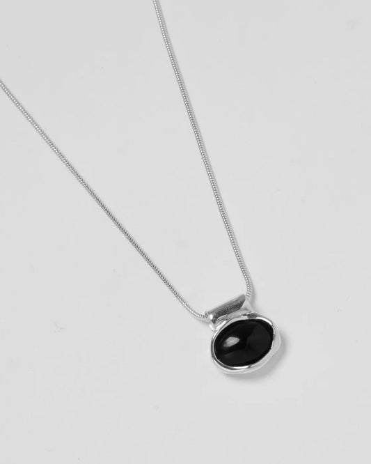 Imogen Necklace / Black Onyx