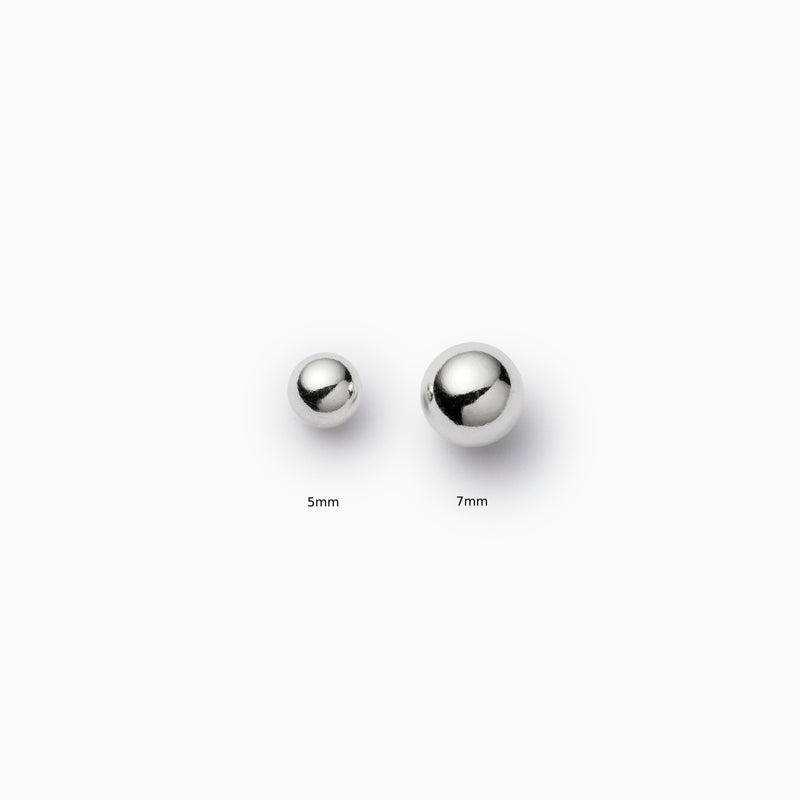 Ball Studs 片耳（Gold / Silver）