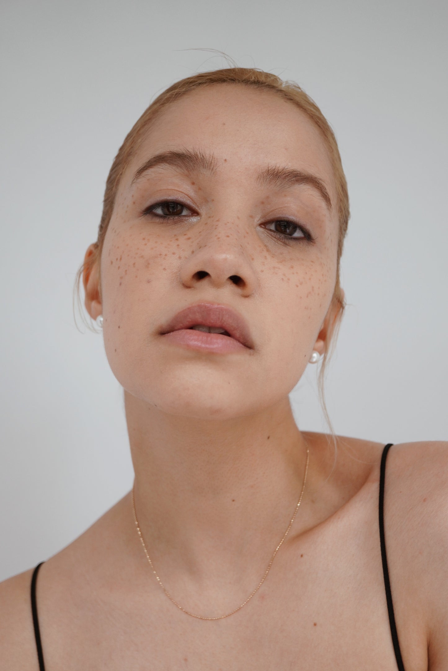 Fine Ball Chain Necklace / 10K