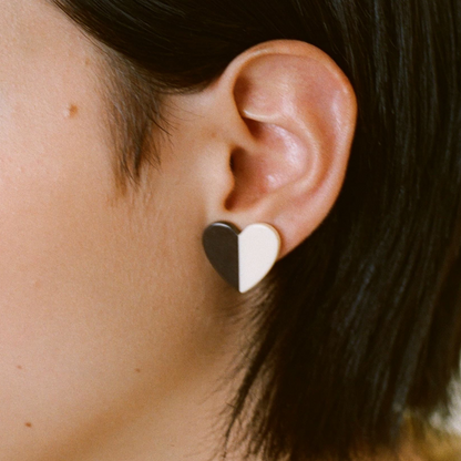 Leonora Heart Pierce / Black