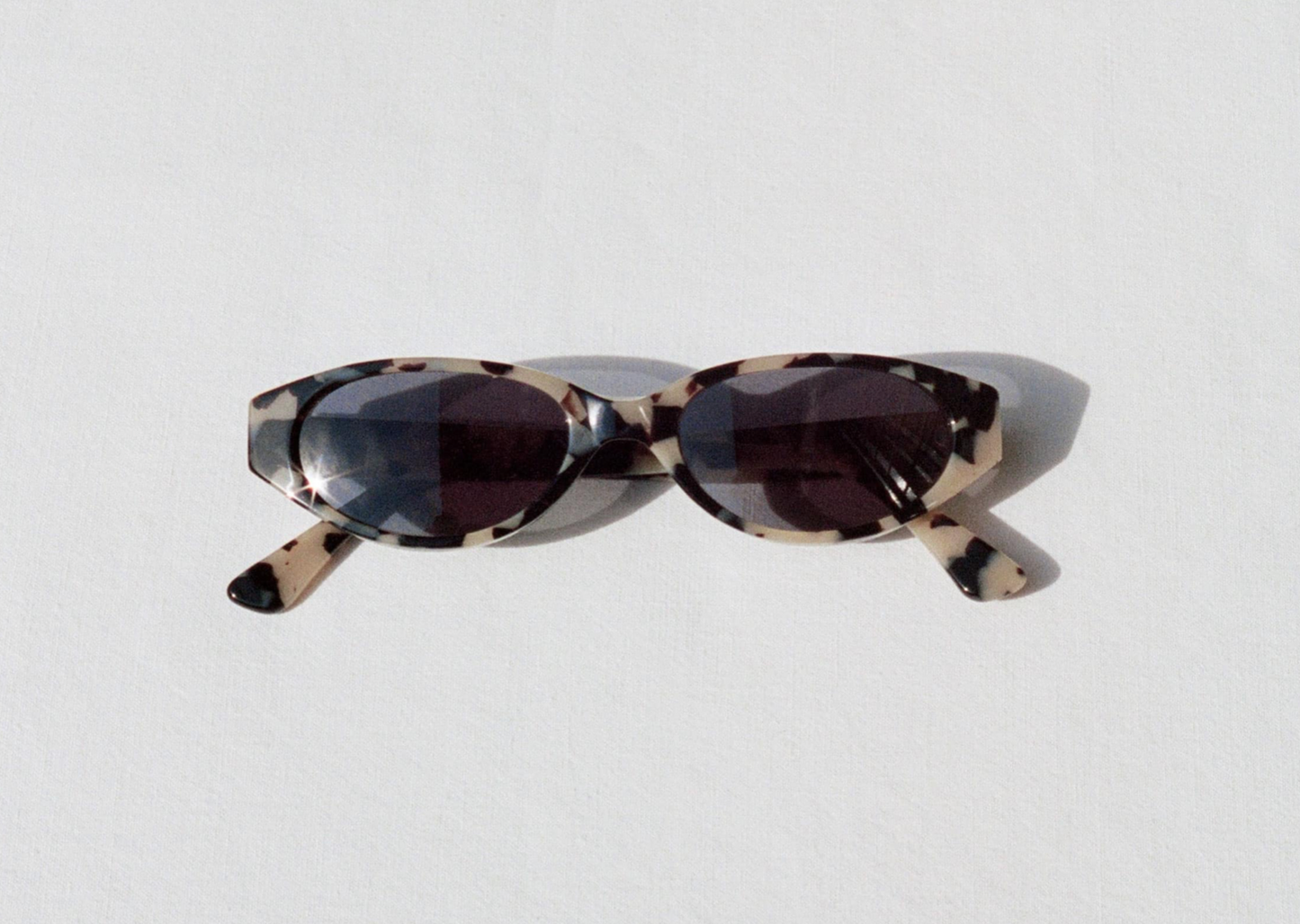 Simone Sunglasses / Turtle
