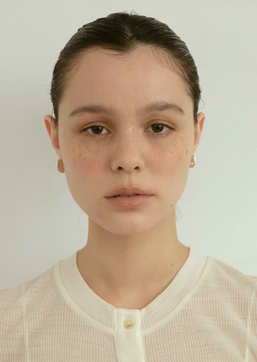 Oyster Studs Pearl 片耳（Gold / Silver）