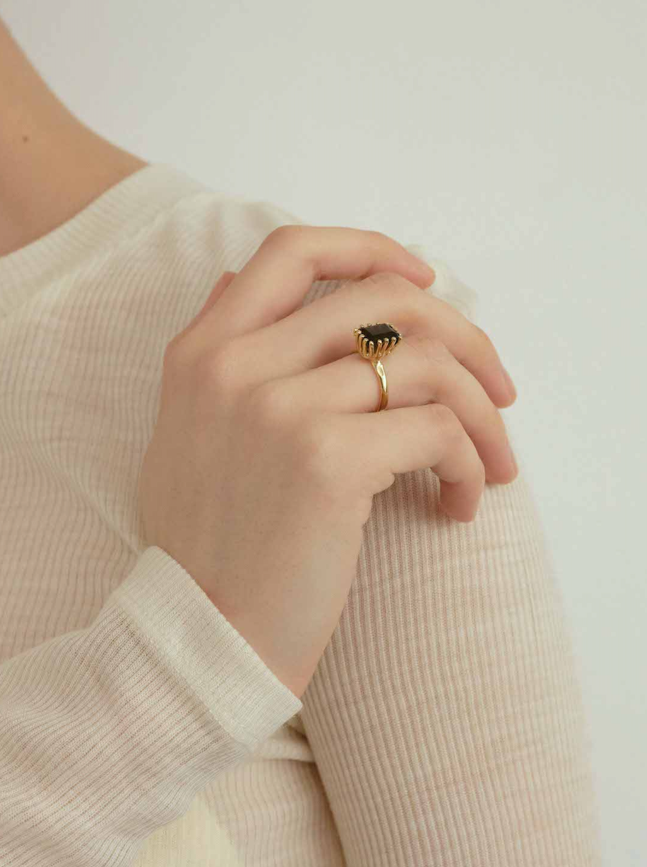 Ramona Stone Ring / Gold × Brown