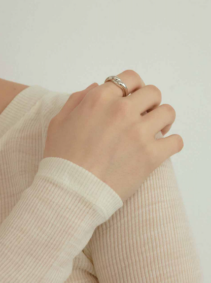 Knot Ring / Silver
