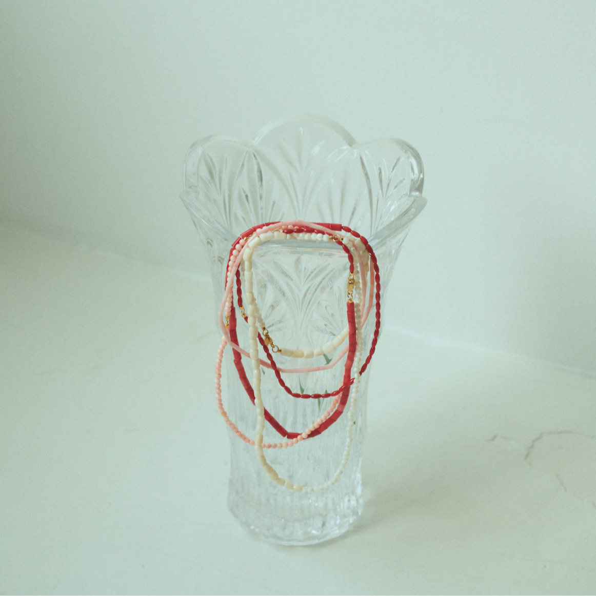 Many Way Coral Necklace (White / Pink / Red)　