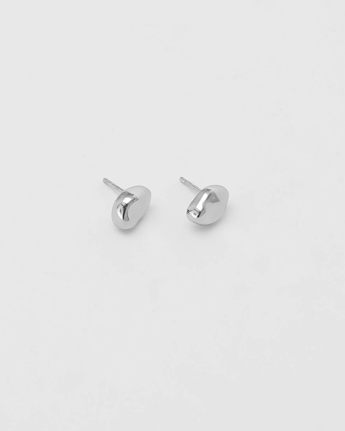 Bean Studs / Silver