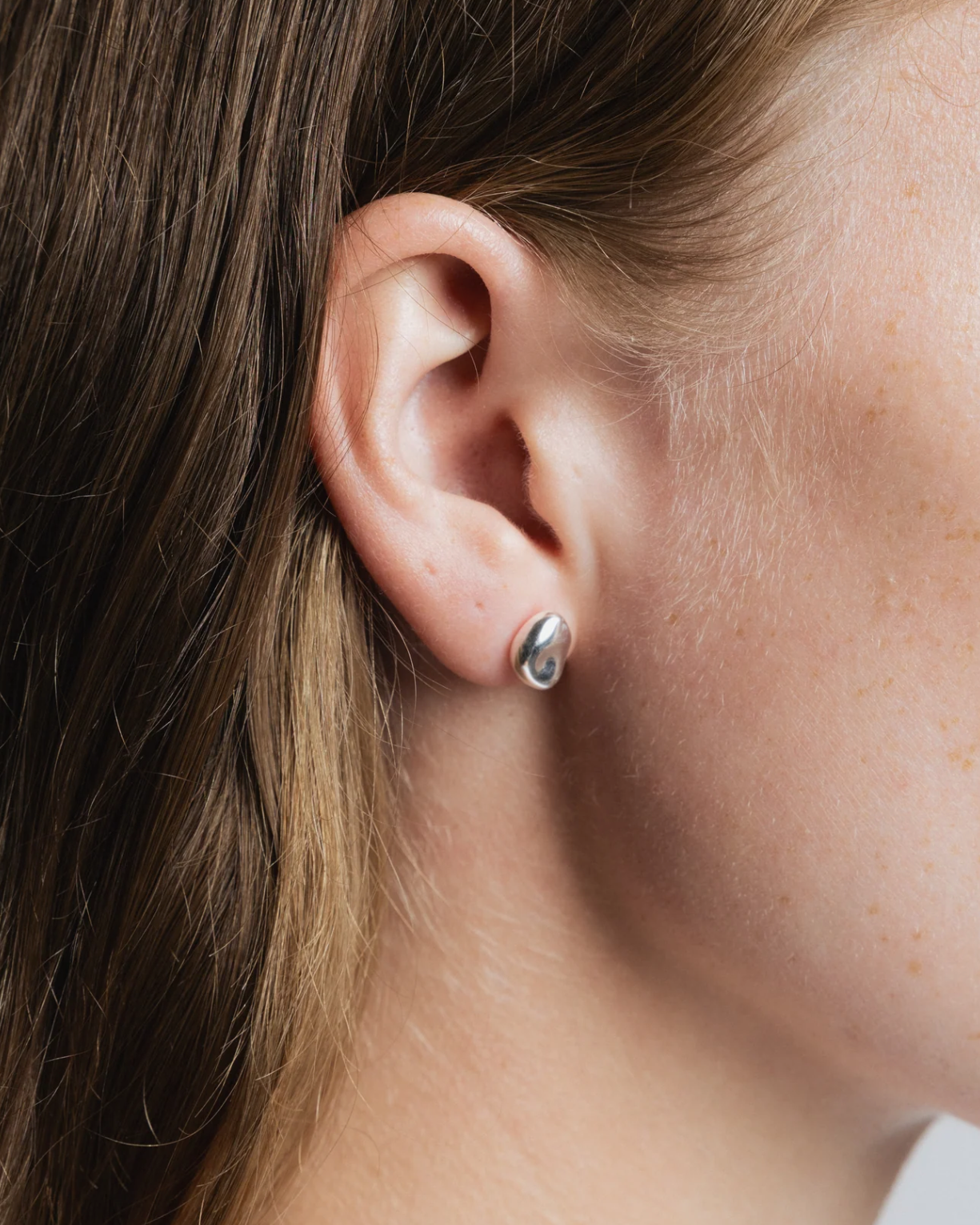 Bean Studs / Silver