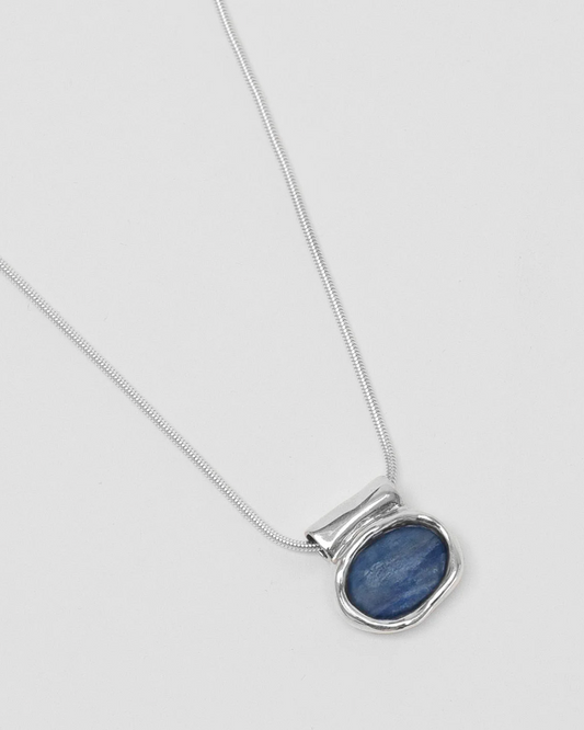 Imogen Necklace / Blue Kyanite