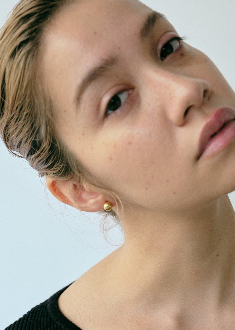Ball Studs 片耳（Gold / Silver）