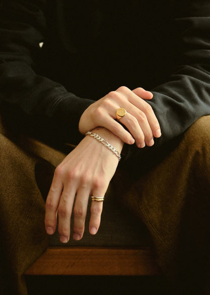 Emeile Simple Ring / Gold