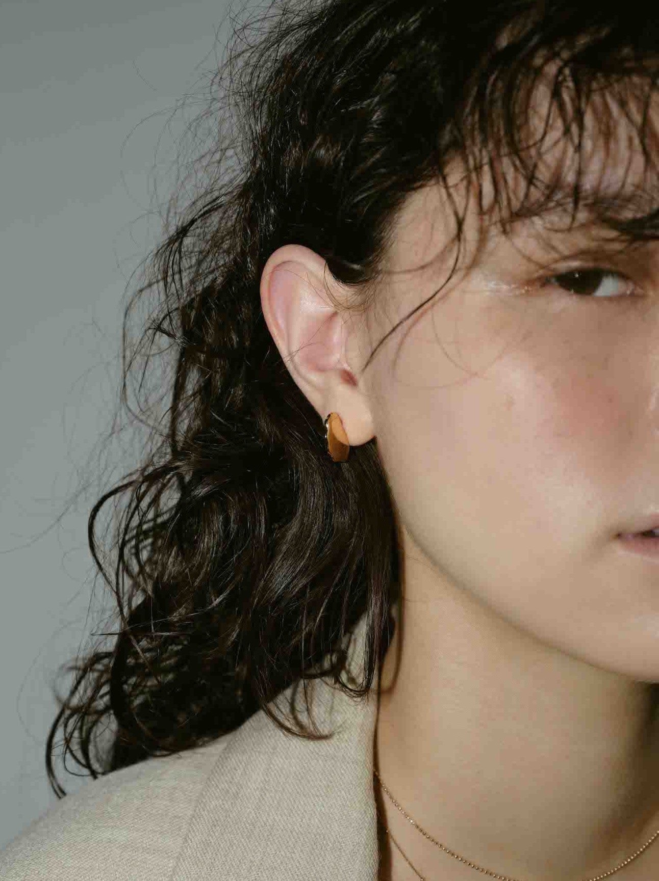 Oyster Studs 片耳（Gold / Silver）