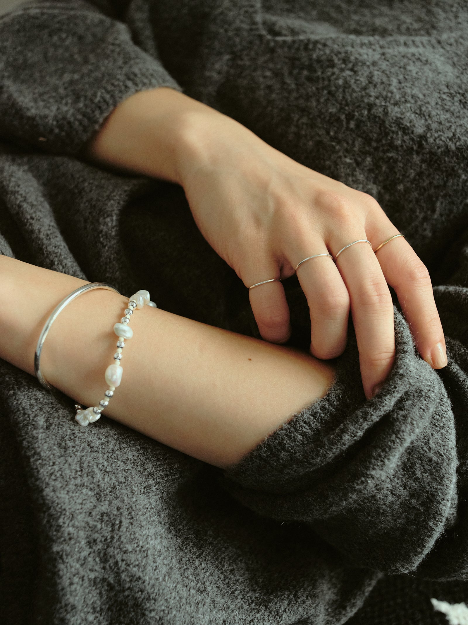 One Pearl Bangle（Gold / Silver）＜PAULINE STUDIO ポーリーン 