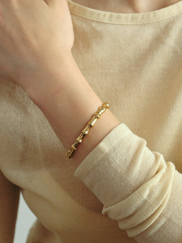 Vada Cuff Bangle