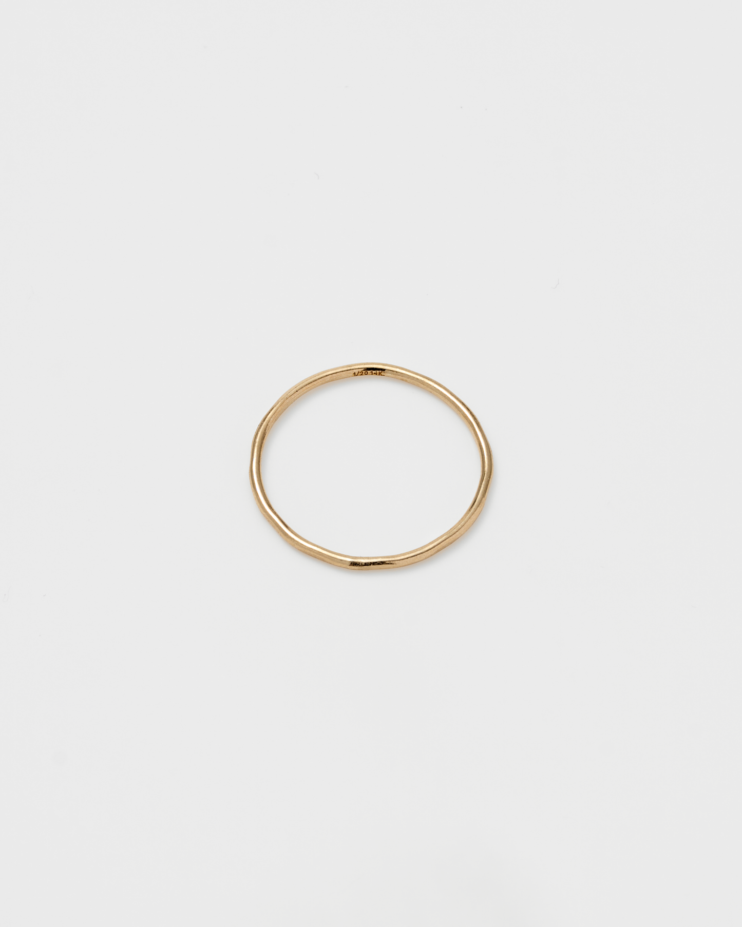 Hammer Finish Simple Ring / Gold