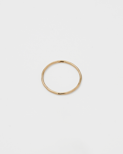 Hammer Finish Simple Ring / Gold