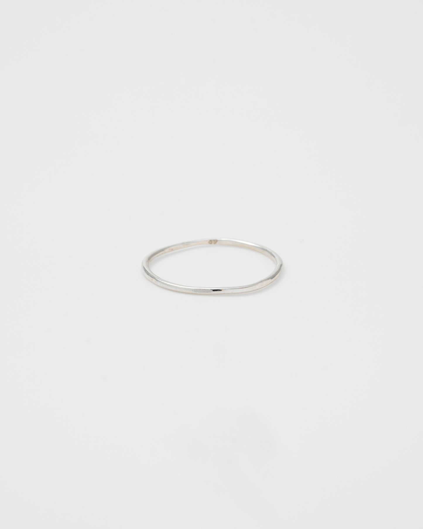 Hammer Finish Simple Ring / Silver