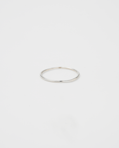 Hammer Finish Simple Ring / Silver