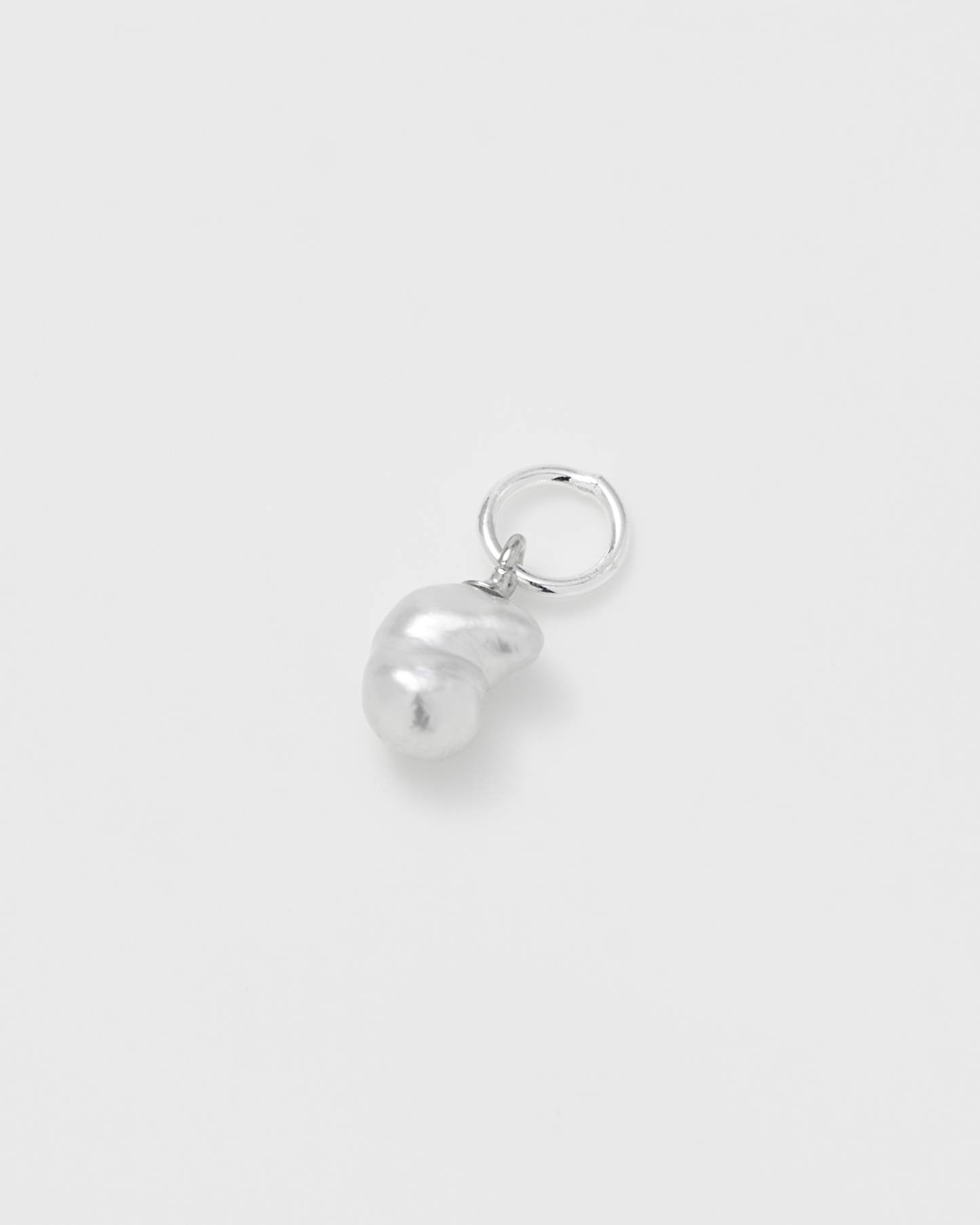 Keshi Pearl Charm / Silver