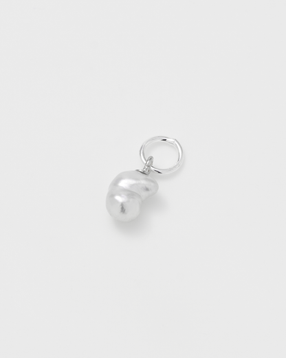 Keshi Pearl Charm / Silver