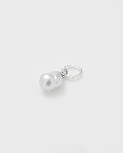 Keshi Pearl Charm / Silver