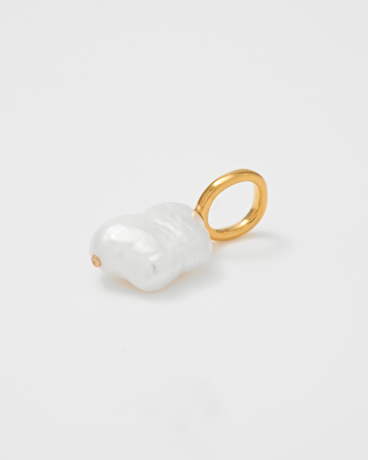 Pearl Charm / Gold