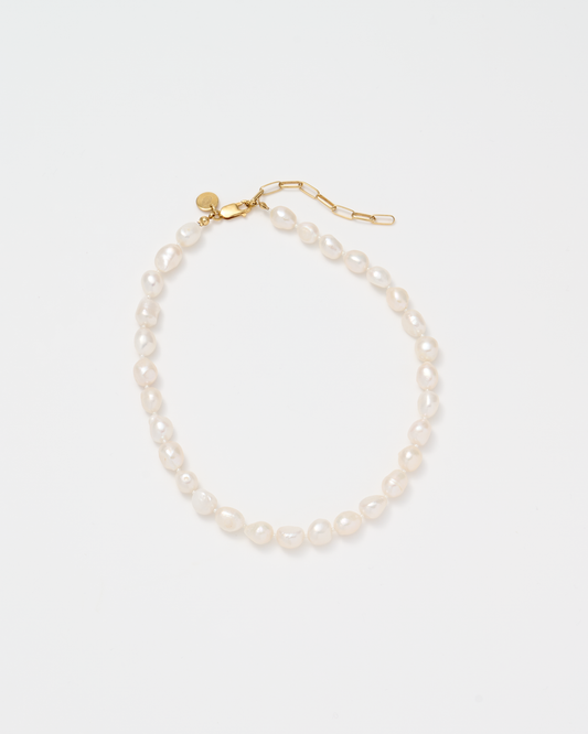 Baroque Pearl Necklace / Gold