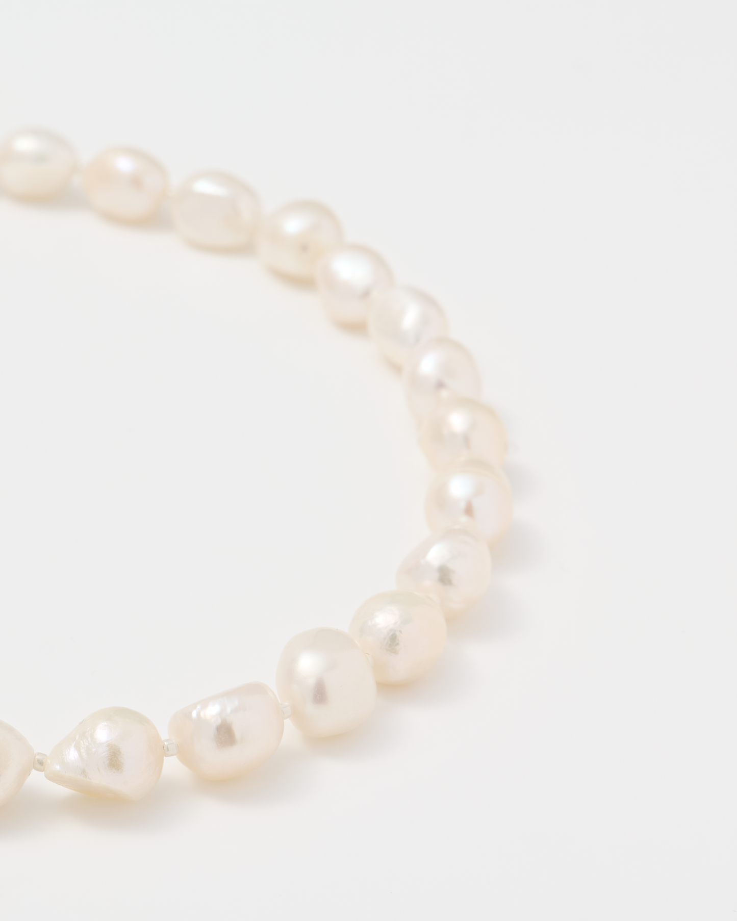 Baroque Pearl Necklace / Gold