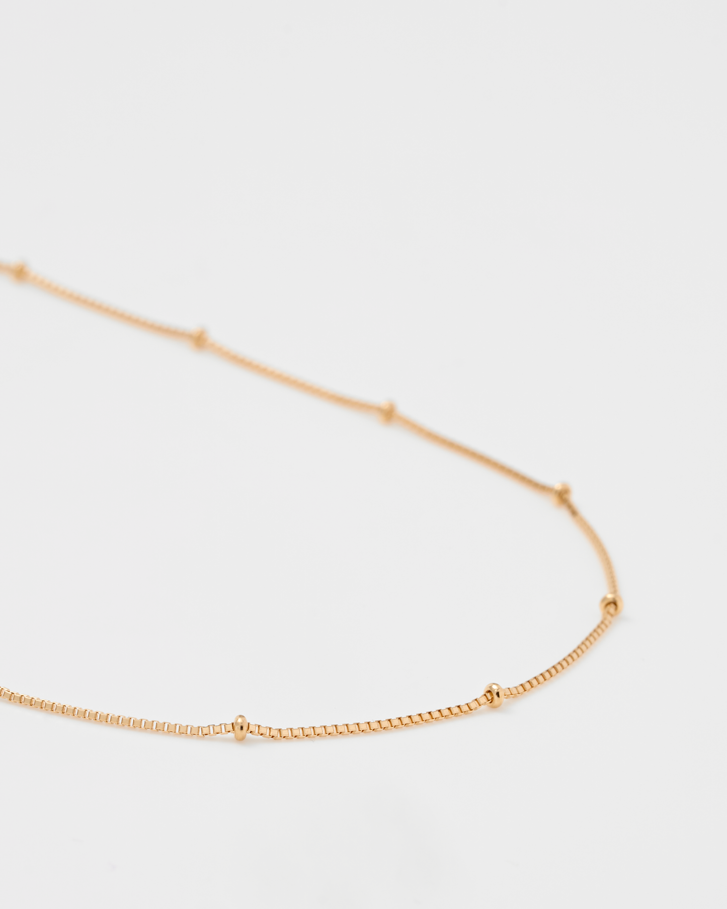 Fine Skip Chain Necklace / 18K