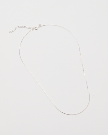 Thin Box Chain Necklace / Silver