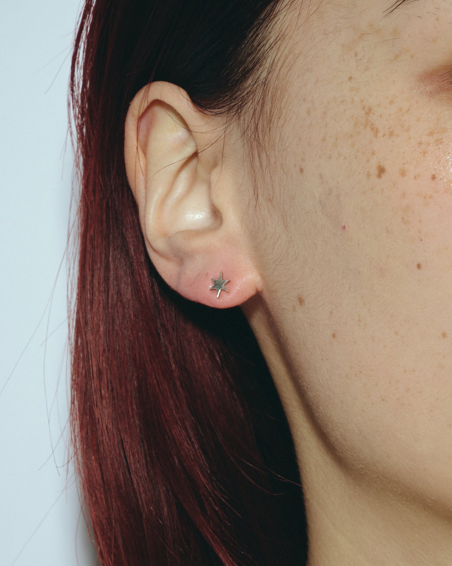 Sparkle Studs 片耳（Gold / Silver）