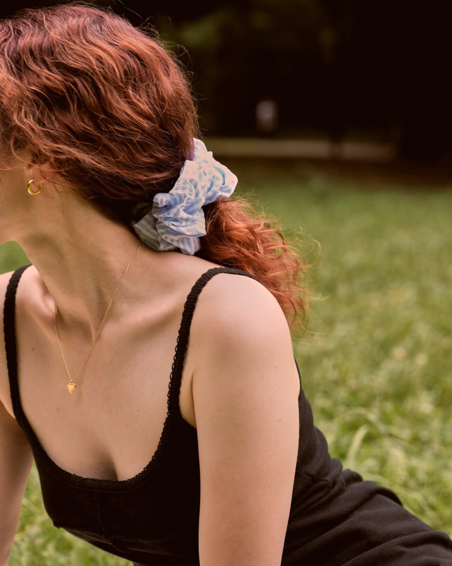 Amy Seersucker Scrunchie / Blue