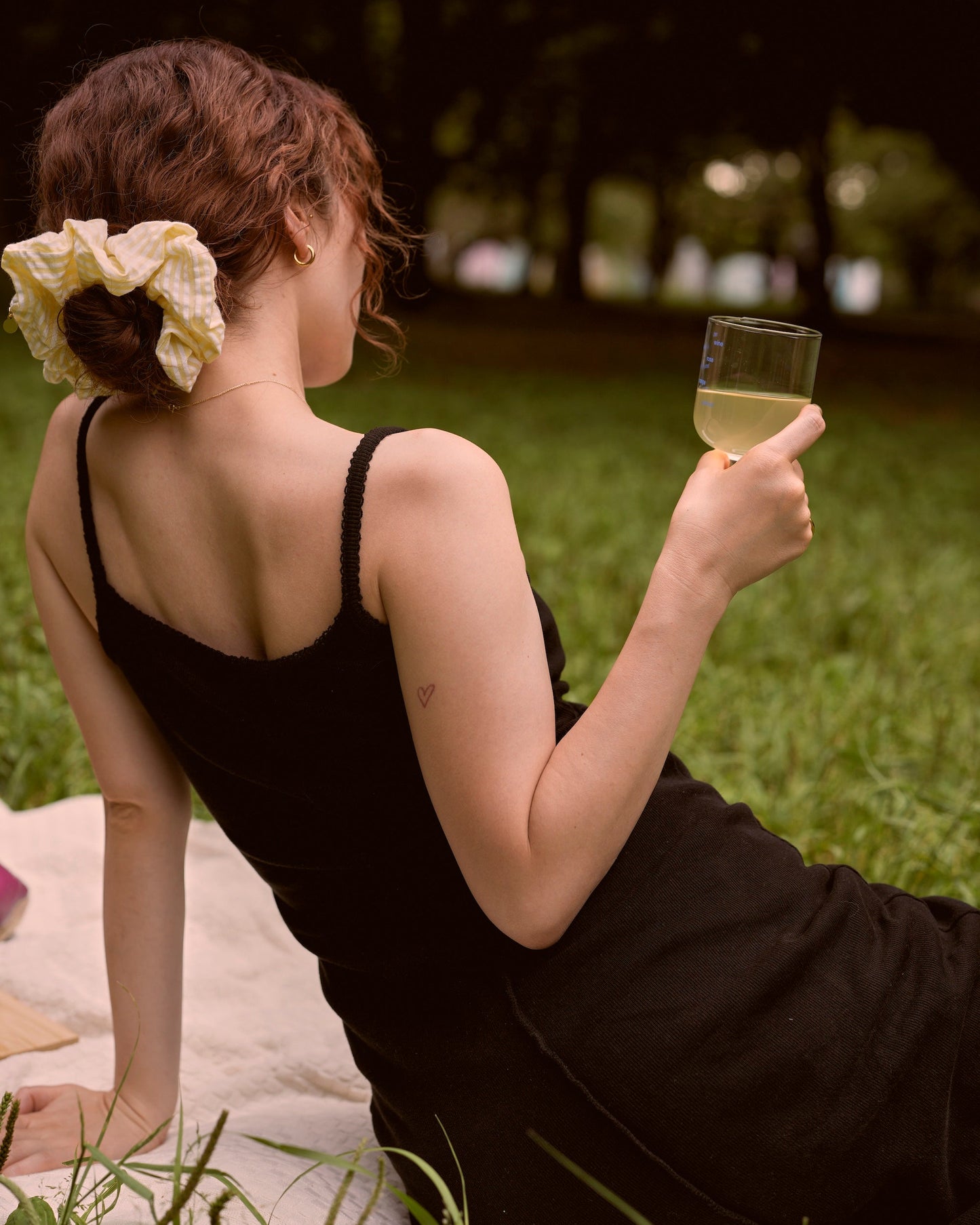 Amy Seersucker Scrunchie / Yellow