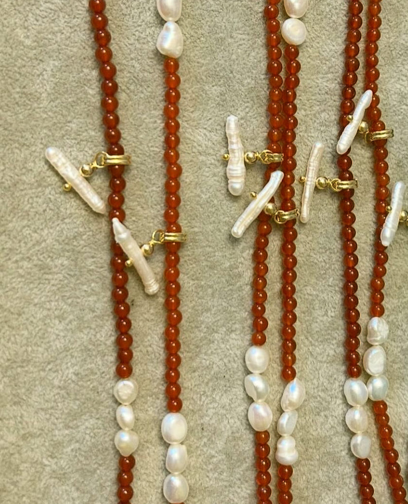 Pearl T Bar Necklace / Red Agate