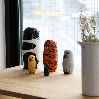 Feline 5 / Matryoshka