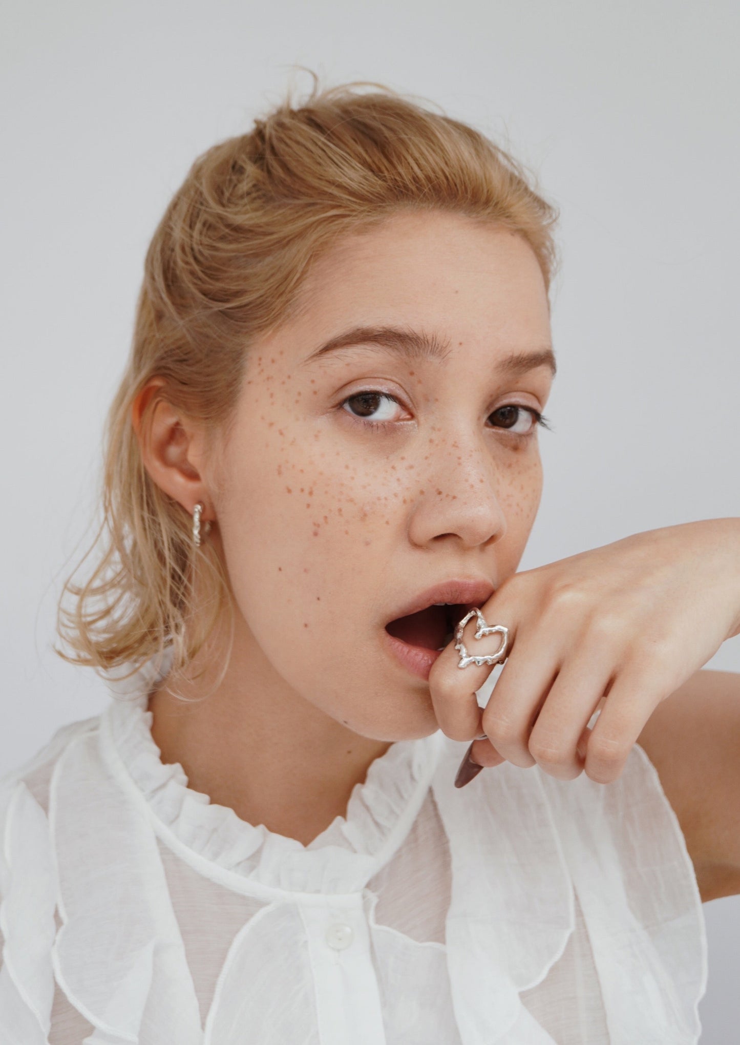 Carmen Heart Ring / Silver