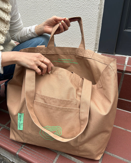 Oyster Big Tote Bag / Beige