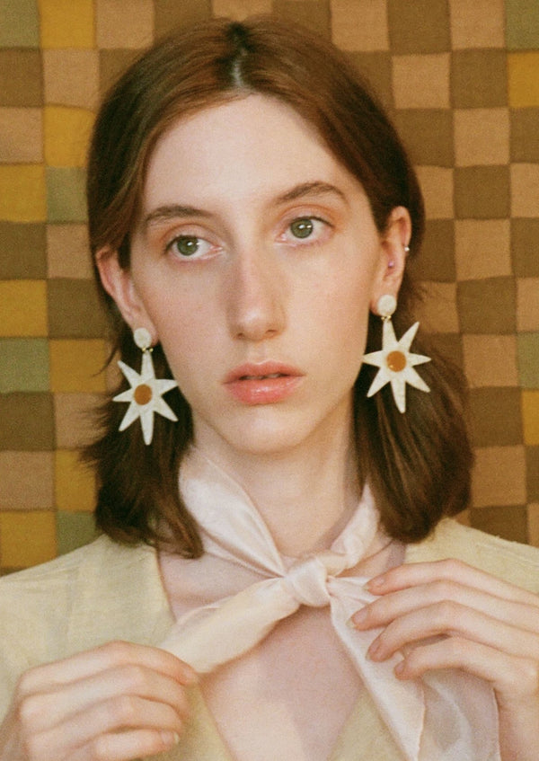 Agnès Flower Pierce / white