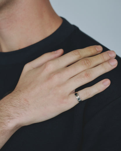 Stone Bijou Ring / Black Onyx