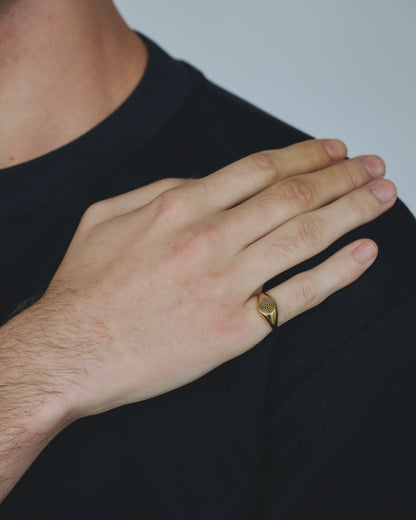 Hypnosis Circle Ring / Gold