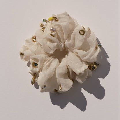 Charm Scrunchie / Gold