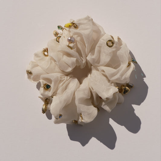 Charm Scrunchie / Gold