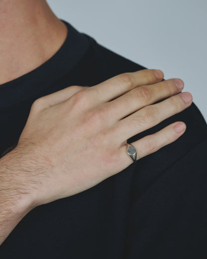 Hypnosis Circle Ring / Silver