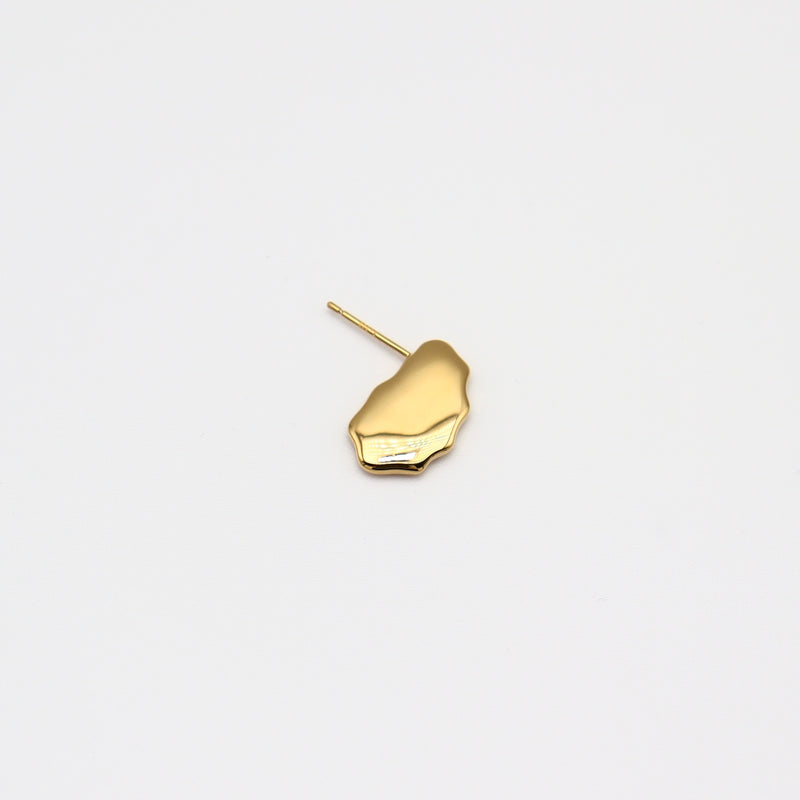 Oyster Studs 片耳（Gold / Silver）